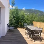 Σπίτι διακοπών Petite Maison Avec Terrasse.