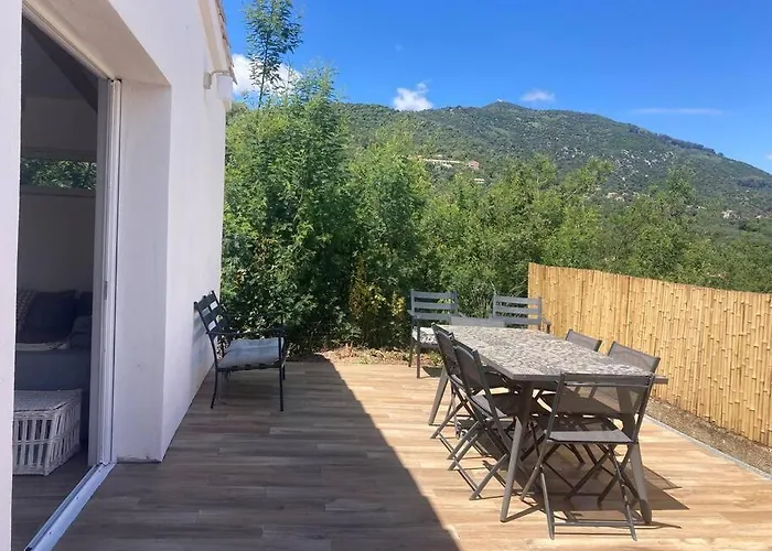 Holiday home Petite Maison Avec Terrasse.